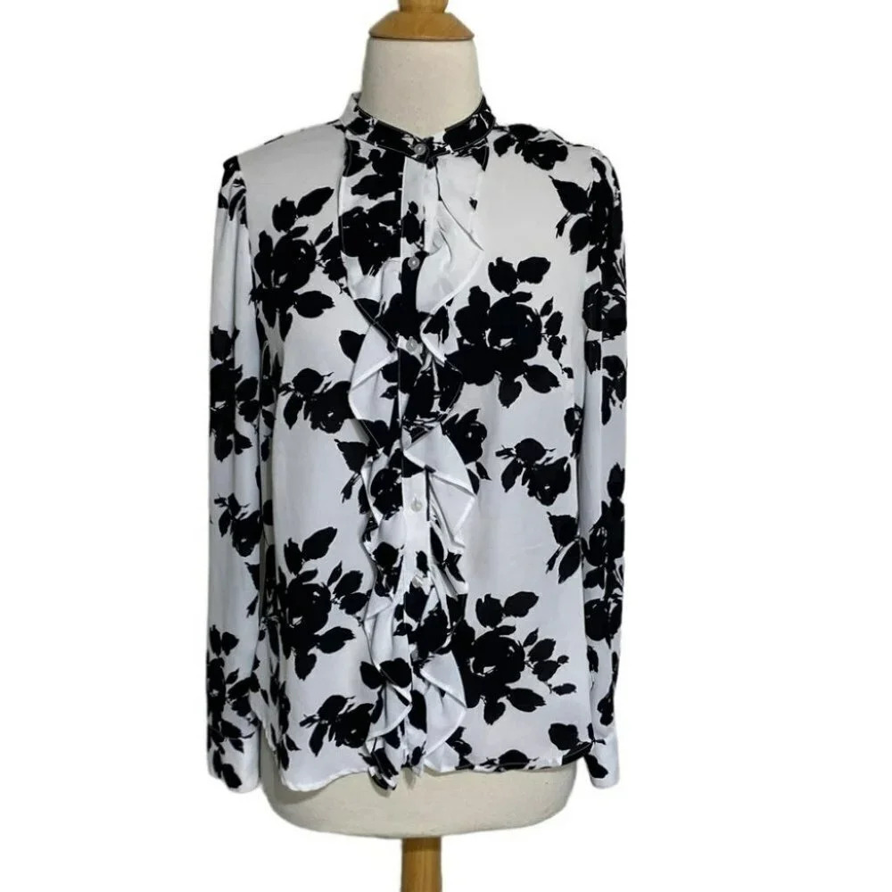 Worthington M black + white floral ruffled front long sleeve blouse top